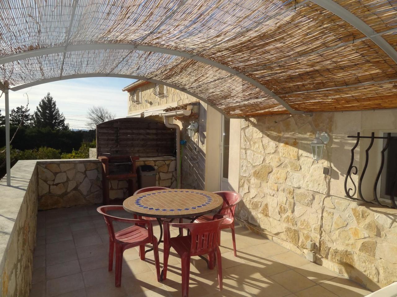 Locations Des Alpilles Saint-Rémy-de-Provence Exterior foto